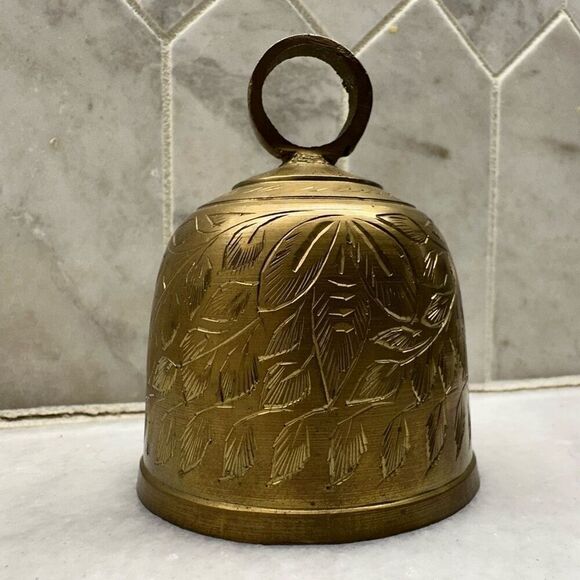 Vintage Bells Of Sarna India Etched Leaves Stamped 523A Decorative Brass Bell OS - Picture 4 of 5